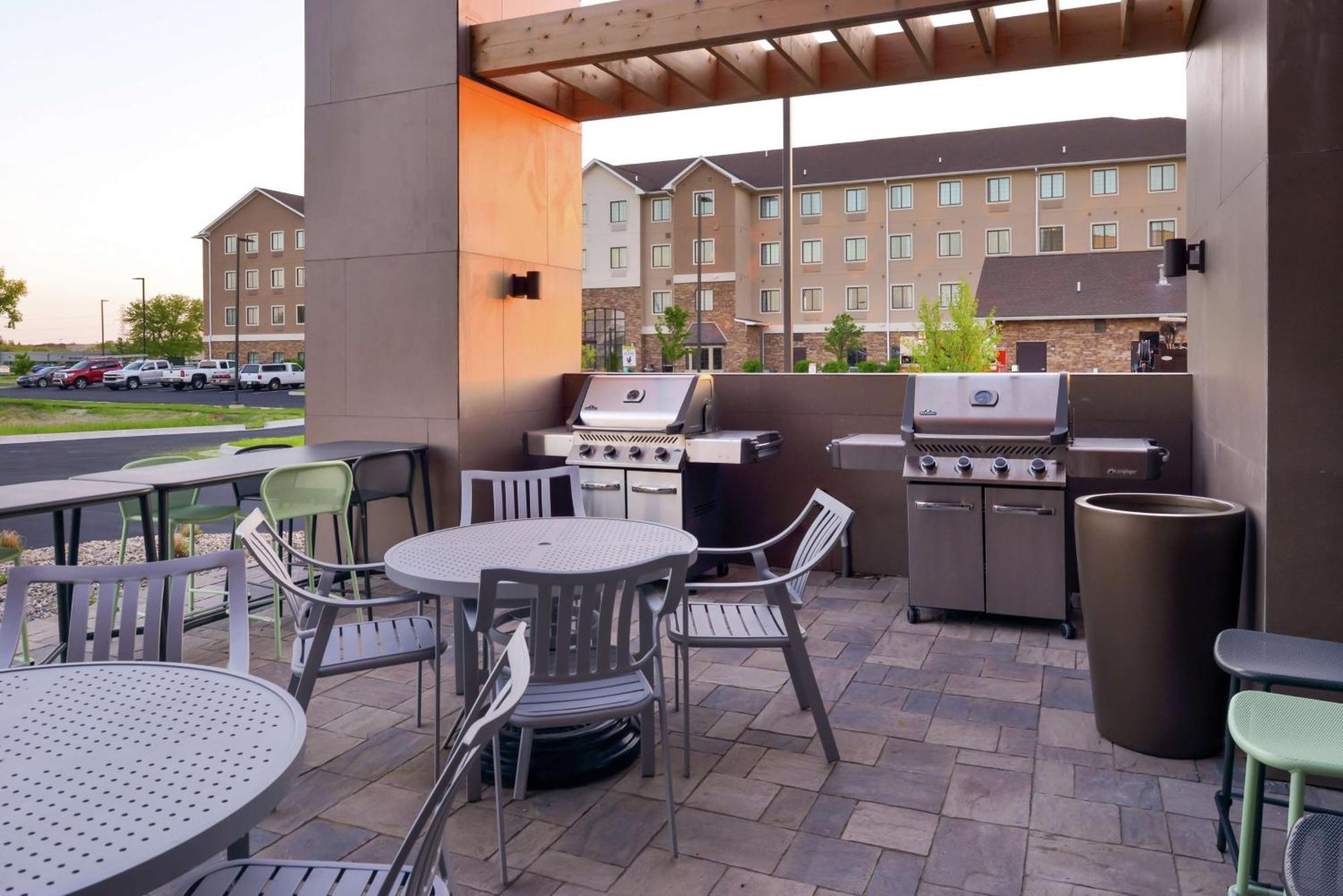 Home2 Suites By Hilton Мерилвил Екстериор снимка