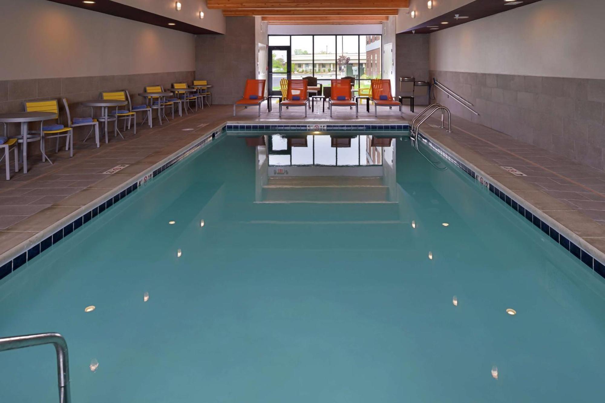 Home2 Suites By Hilton Мерилвил Екстериор снимка